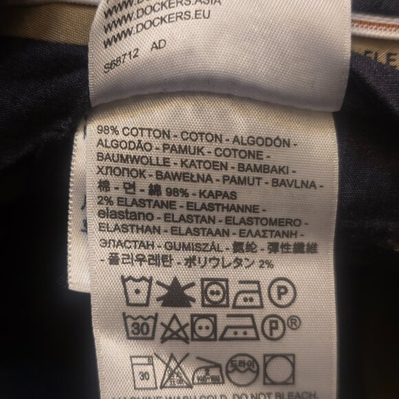 3 Pair of Men's Flex Comfort DOCKERS Classic Signature Khaki's sz 54x32 - Picture 5 of 6